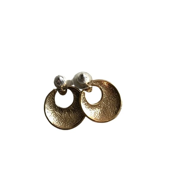 BEAUTIFUL WOMENS NAVY/GOLD TONE SMALL EARRING - Picture 3 of 3